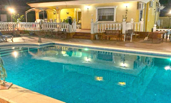 Reventa - 3. Casa indepiende - Orihuela Costa - Costa Blanca Sur