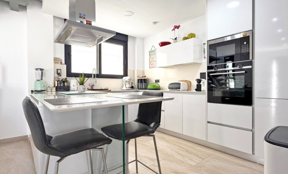 Reventa - 3. Casa indepiende - Orihuela Costa - Costa Blanca Sur