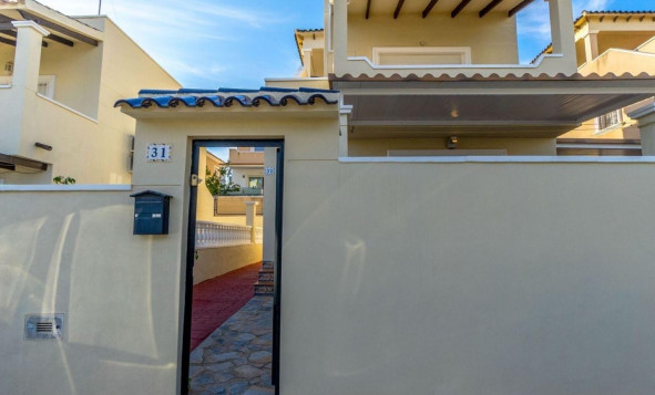 Reventa - 3. Casa indepiende - Orihuela Costa - El Galan
