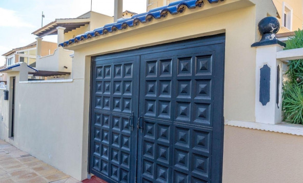 Reventa - 3. Casa indepiende - Orihuela Costa - El Galan