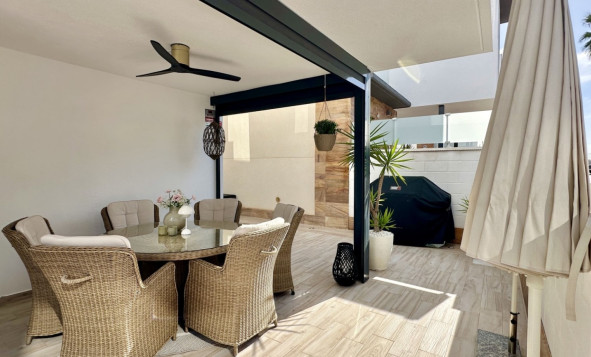 Reventa - 3. Casa indepiende - Orihuela Costa - Lomas de Cabo Roig