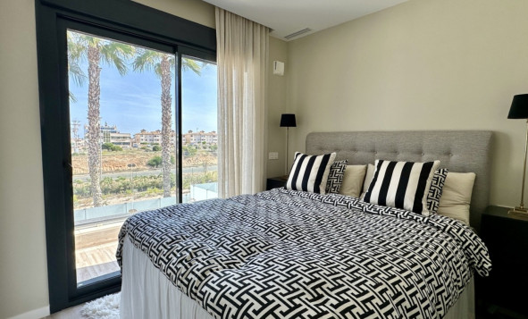 Reventa - 3. Casa indepiende - Orihuela Costa - Lomas de Cabo Roig