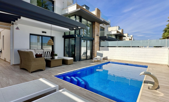 Reventa - 3. Casa indepiende - Orihuela Costa - Lomas de Cabo Roig