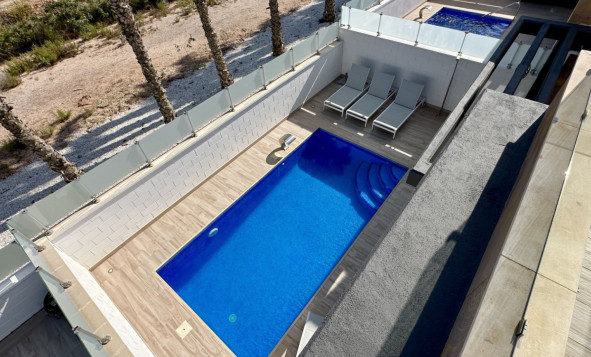 Reventa - 3. Casa indepiende - Orihuela Costa - Lomas de Cabo Roig