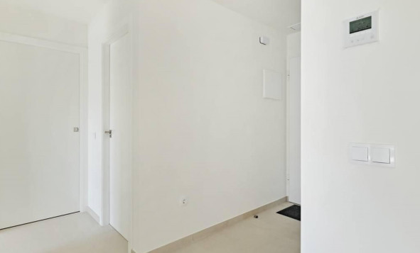 Reventa - 1. Apartamento / piso - Torrevieja - La Veleta