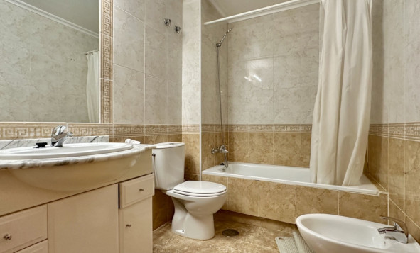 Reventa - 1. Apartamento / piso - Orihuela Costa - Costa Blanca Sur