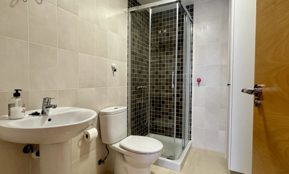 Reventa - 1. Apartamento / piso - San Miguel de Salinas - Costa Blanca Sur