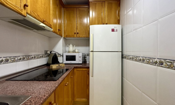 Reventa - 1. Apartamento / piso - Torrevieja - Playa Los Naufragos