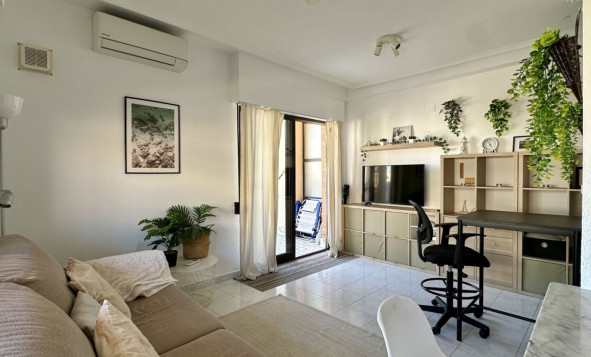 Resale - 1. Apartment / flat - Torrevieja - Costa Blanca South