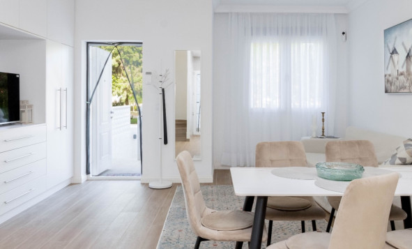 Reventa - 2. Chalet adosado - Orihuela Costa - La Zenia