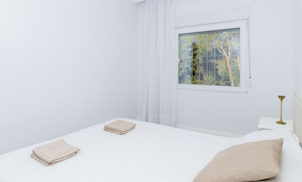 Reventa - 2. Chalet adosado - Orihuela Costa - La Zenia