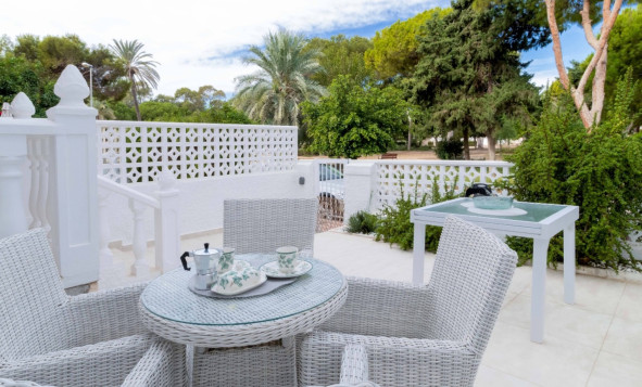 Reventa - 2. Chalet adosado - Orihuela Costa - La Zenia