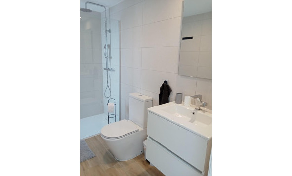 Resale - 1. Apartment / flat - Torrevieja - Costa Blanca South