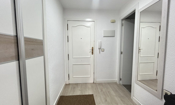 Resale - 1. Apartment / flat - Torrevieja - Costa Blanca South