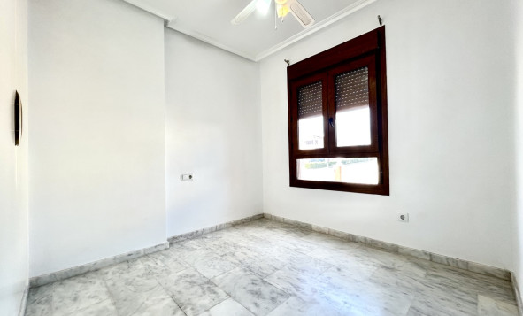 Reventa - 1. Apartamento / piso - Villamartin - Costa Blanca Sur