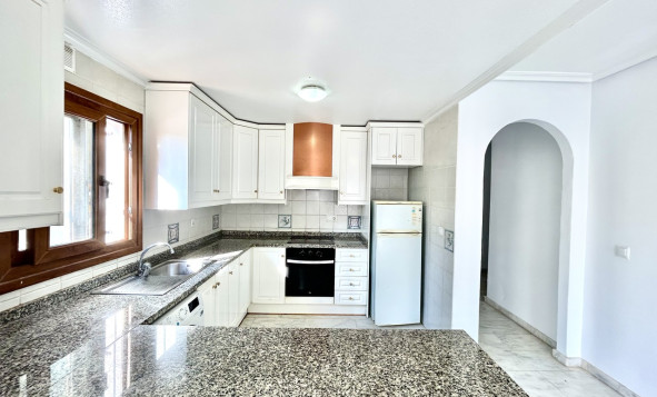 Reventa - 1. Apartamento / piso - Villamartin - Costa Blanca Sur