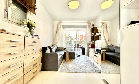 Resale - 1. Apartment / flat - Punta Prima - Costa Blanca South