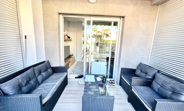 Resale - 1. Apartment / flat - Punta Prima - Costa Blanca South