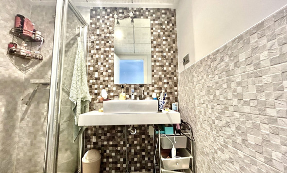 Resale - 1. Apartment / flat - Punta Prima - Costa Blanca South