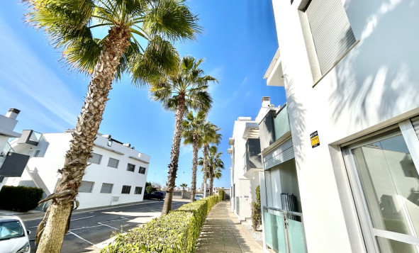 Resale - 1. Apartment / flat - Punta Prima - Costa Blanca South