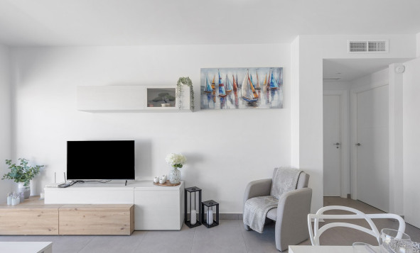 Reventa - 1. Apartamento / piso - Villamartin - Costa Blanca Sur