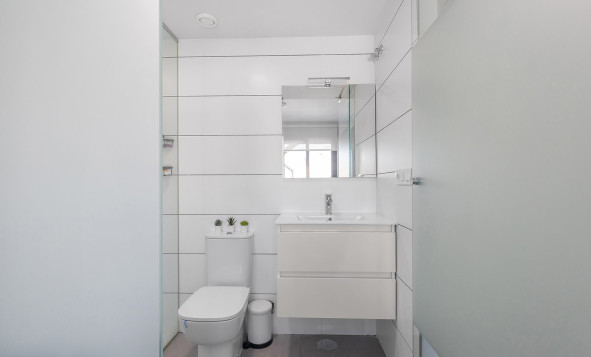 Reventa - 1. Apartamento / piso - Villamartin - Costa Blanca Sur