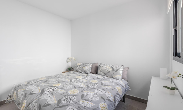 Reventa - 1. Apartamento / piso - Villamartin - Costa Blanca Sur