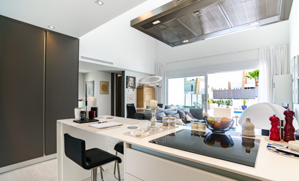 Resale - 3. Detached house - Algorfa - Costa Blanca South