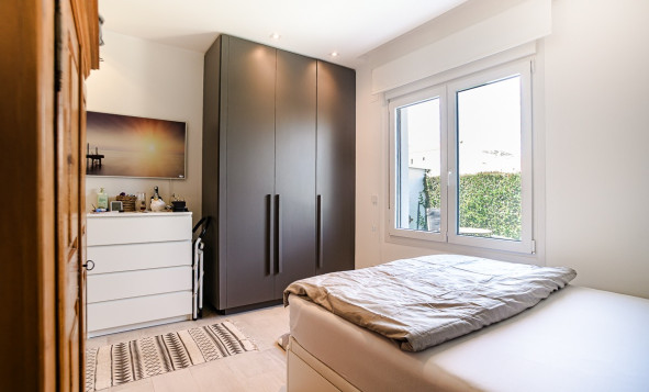 Resale - 3. Detached house - Algorfa - Costa Blanca South