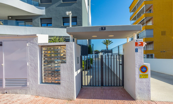 Resale - 1. Apartment / flat - Torrevieja - Costa Blanca South