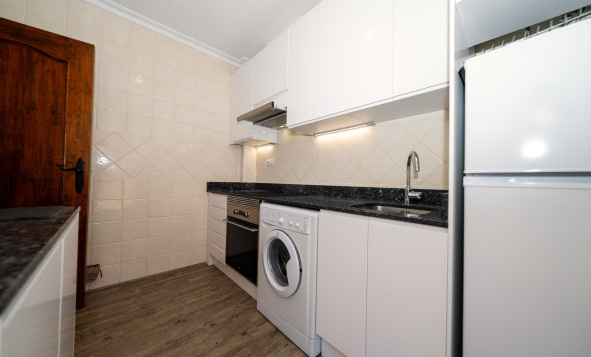 Resale - 3. Detached house - Playa Flamenca - Sportcentre