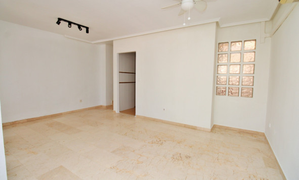 Resale - 2. Town house - Villamartin - Costa Blanca South