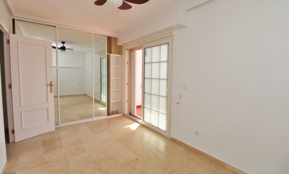 Resale - 2. Town house - Villamartin - Costa Blanca South