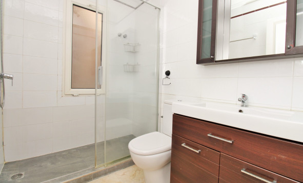 Resale - 2. Town house - Villamartin - Costa Blanca South