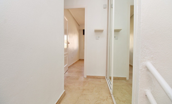 Resale - 2. Town house - Villamartin - Costa Blanca South