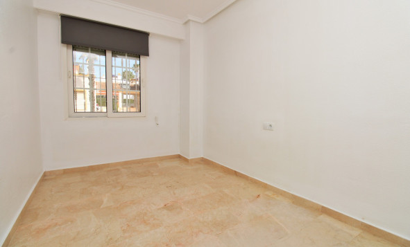 Resale - 2. Town house - Villamartin - Costa Blanca South