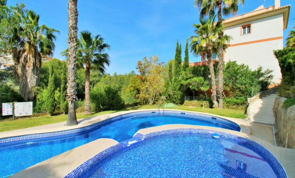 Resale - 2. Town house - Villamartin - Costa Blanca South