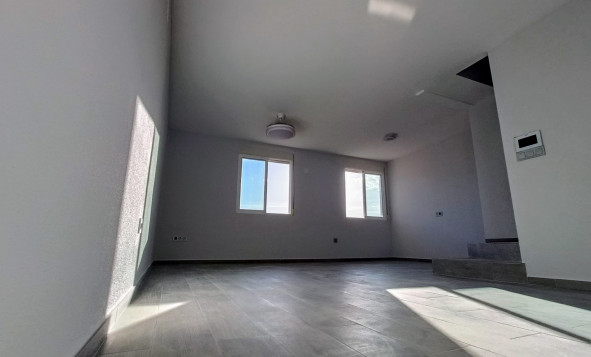 Resale - 2. Town house - La Romana - Costa Blanca North