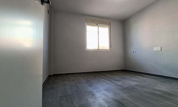 Resale - 2. Town house - La Romana - Costa Blanca North