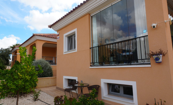 Reventa - 6. Independent villa - La Romana - Costa Blanca Norte 