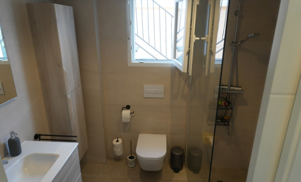 Reventa - 6. Independent villa - La Romana - Costa Blanca Norte 