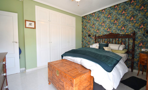 Resale - 4. Semi-detached villa - Orihuela Costa - Costa Blanca South