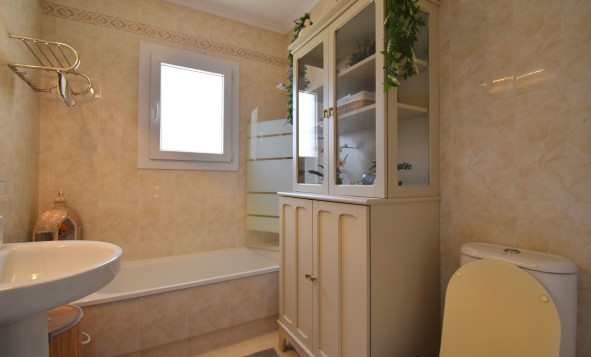 Resale - 4. Semi-detached villa - Orihuela Costa - Costa Blanca South