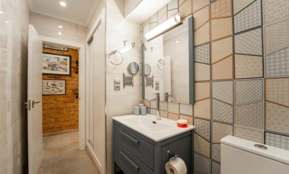 Herverkoop - 1. Appartement / flat - Torrevieja - Costa Blanca Zuid