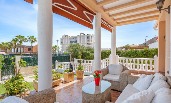 Herverkoop - 3. Vrijstaande villa - Torrevieja - Costa Blanca Zuid