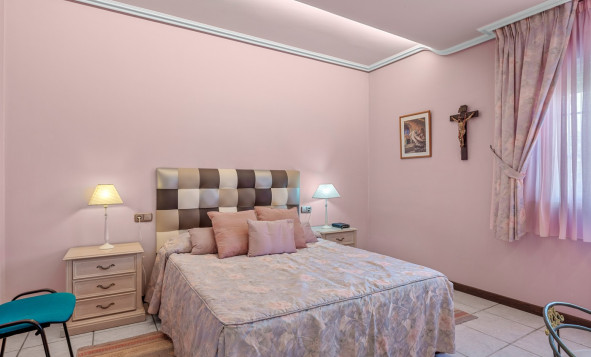 Herverkoop - 3. Vrijstaande villa - Torrevieja - Costa Blanca Zuid