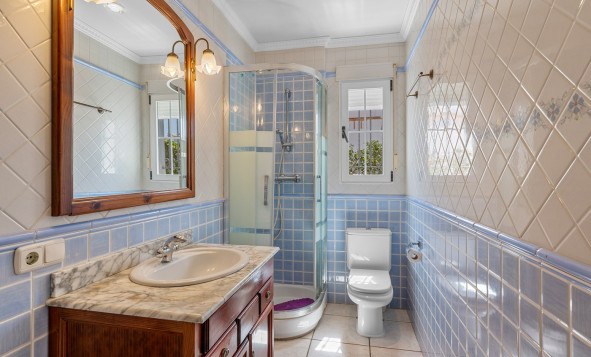 Herverkoop - 3. Vrijstaande villa - Torrevieja - Costa Blanca Zuid