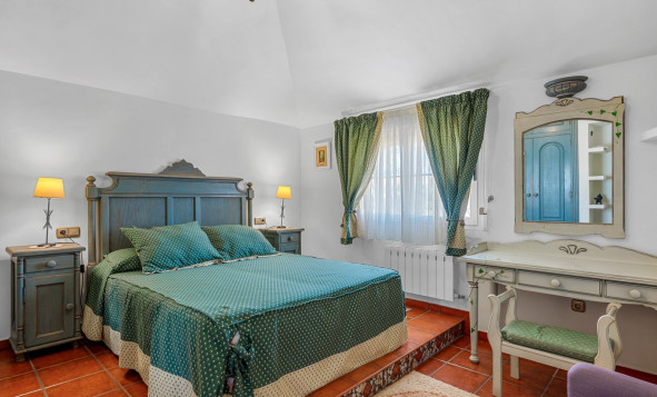 Herverkoop - 3. Vrijstaande villa - Torrevieja - Costa Blanca Zuid