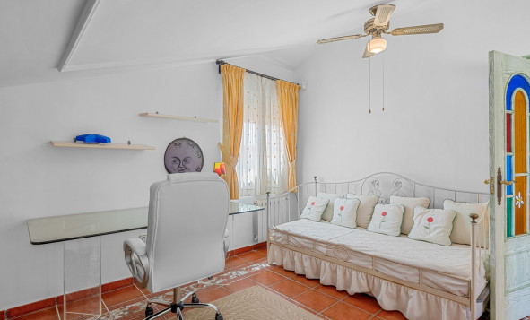 Herverkoop - 3. Vrijstaande villa - Torrevieja - Costa Blanca Zuid