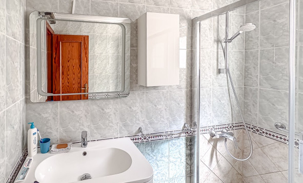 Reventa - 1. Apartamento / piso - Torrevieja - Parque de las Naciones